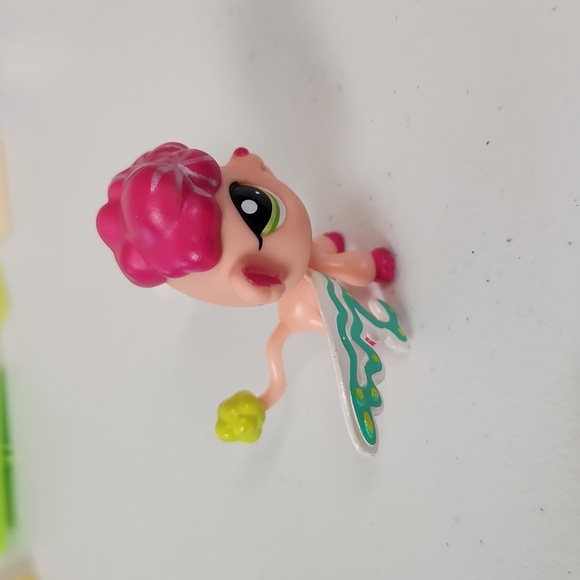 Littlest Pet Shop Shimmering Glitter Fairy Sea Breeze Authentic LPS Pink 2706 - Picture 2 of 6